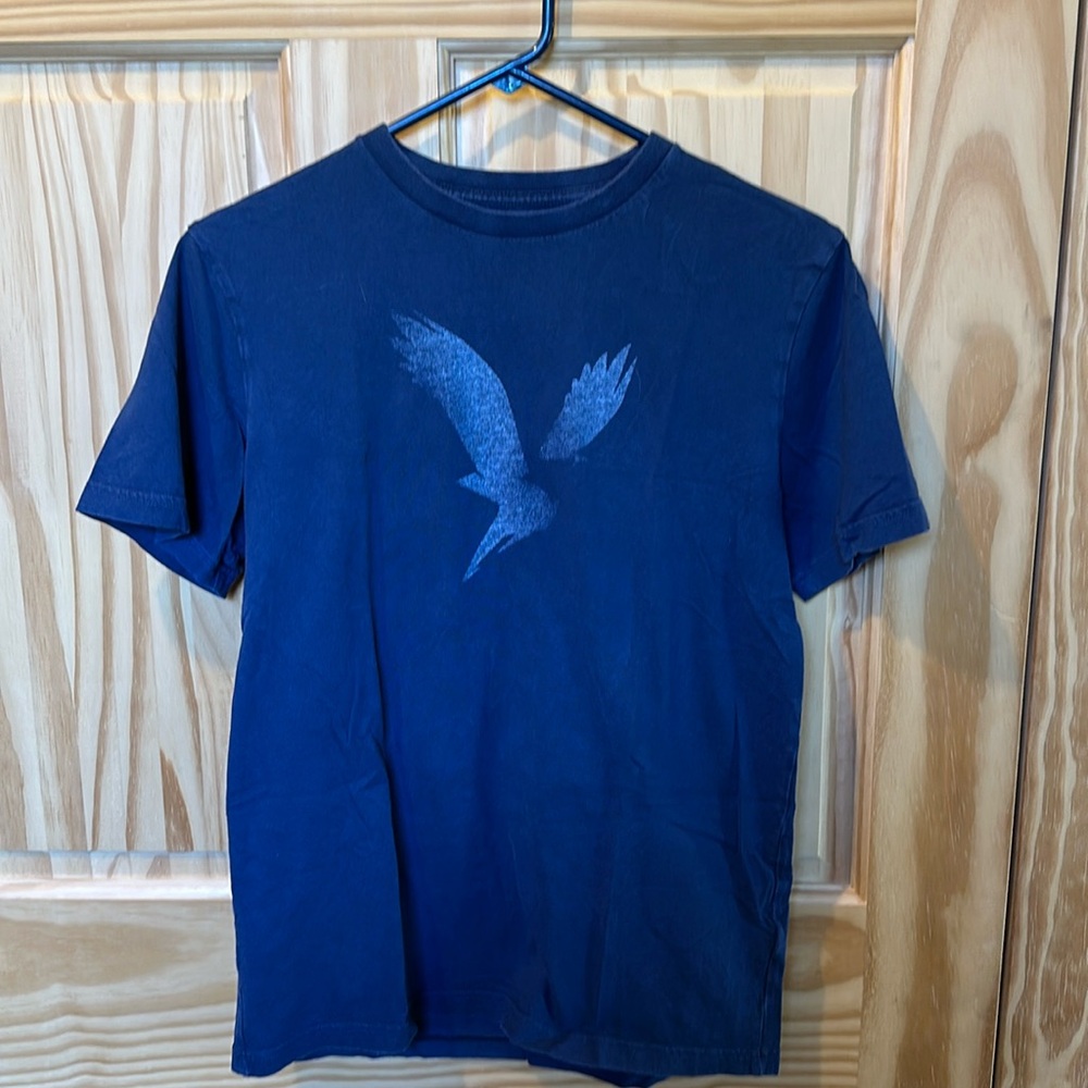 American Eagle XS T-shirt super soft.